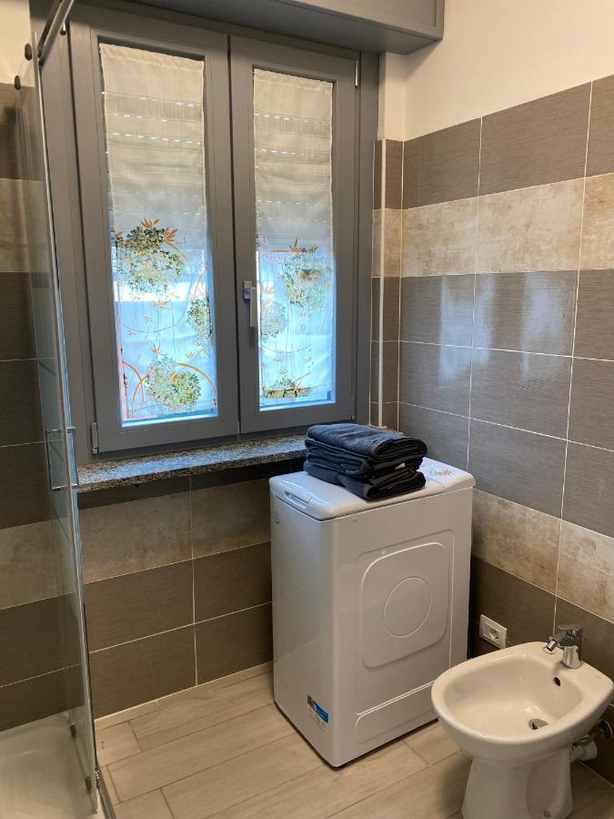 Adua Apartments Ospedale S Andrea Clinica Santa Rita Верчеллі Екстер'єр фото