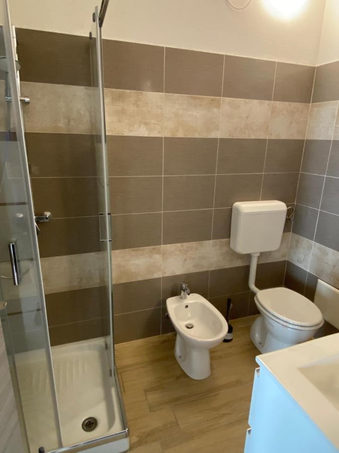 Adua Apartments Ospedale S Andrea Clinica Santa Rita Верчеллі Екстер'єр фото